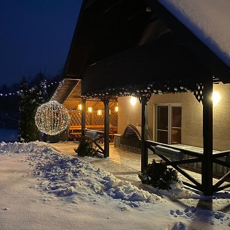 Szmaragdowy Domek Nowy Wisnicz المظهر الخارجي الصورة